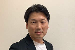 皆巳 祐一氏 画像